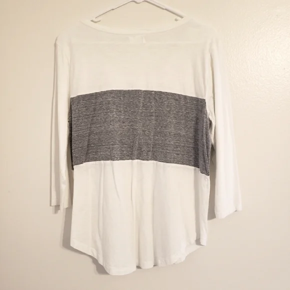 Womens size XL. White shirt with gray stripe and snap detail. 3/4 Length Sleeve. - Picture 2 of 4